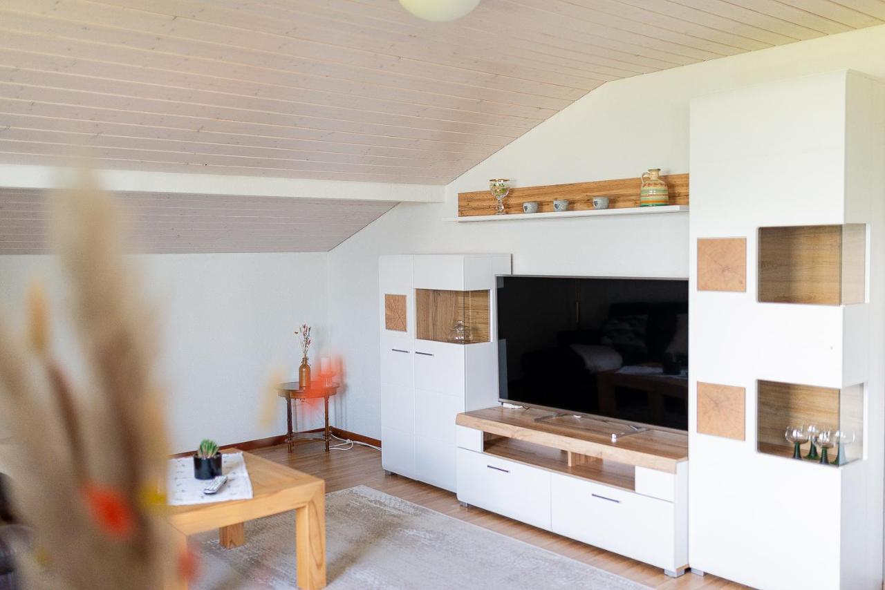 Aparthotel-Almgasthaus Gemsli - A Bisal Oesterreich Ueberm Schweizer Rheintal Sevelen Esterno foto