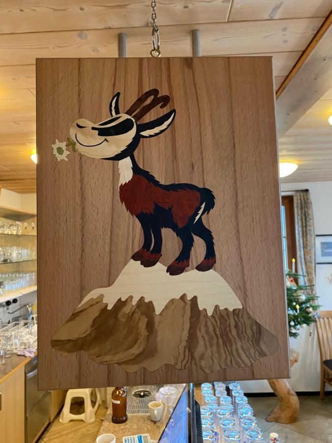 Aparthotel-Almgasthaus Gemsli - A Bisal Oesterreich Ueberm Schweizer Rheintal Sevelen Esterno foto