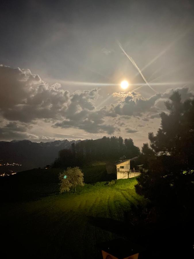 Aparthotel-Almgasthaus Gemsli - A Bisal Oesterreich Ueberm Schweizer Rheintal Sevelen Esterno foto